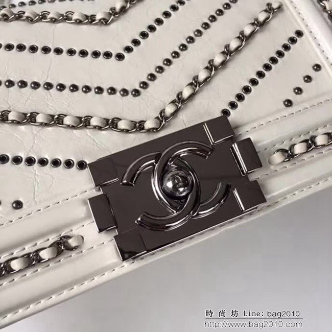 香奈兒CHANEL 米白色2018FW款皺紋小牛皮編織V線鏈條單肩斜挎包 DSC2121